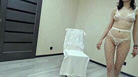 i'm skinny slut suckin and ridin dick