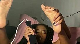 Ebony Teen 18+ Squirts During Wet Masturbation