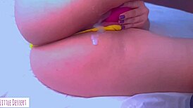 Stepsister cums fast with vibrator