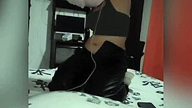 Mi Amiga Saca Mi Leche Después de Fiesta Intensa