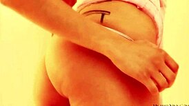 Mia Lina's Seductive Solo Nympheta Play