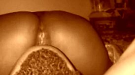 skinny girl explores phat butt in homemade hood fucking