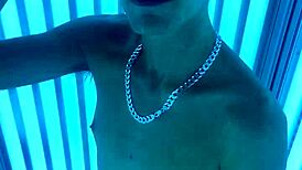 Kevin V toys himself in public tanning bed