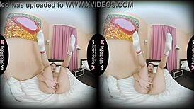 Solo Plump Babe Amalia Davis Masturbates in VR!