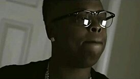 Thick Trejure shows sexy pics and twerks.