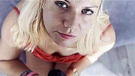 Sexy Vicky, Fuck That Fan Now!