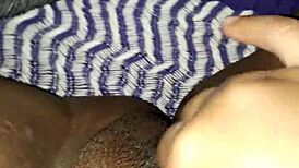 Morena fingers her wet pussy 😏