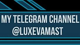 Busty milf masturbates pussy to cum in homemade sex.