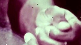 Vintage vrvno bondage šepeta iz temnega Londona swingajočih šestdesetih