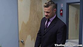 I assfucked my hunky colleague at work