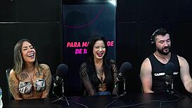 Short Carol Francci Handles Thick Cock Anal