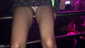 Kim shows her pussy in DF club