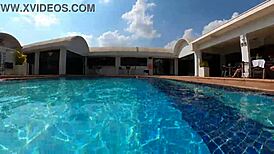 a morena wanted to give me her ass in the pool for anal fuckin!