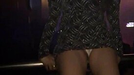 Kim shows her pussy in DF club