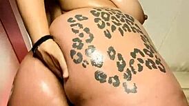 Christina Fox Claps Oiled Ass!