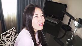 Hey, tengok isteri Jepun tanpa bulu Sena, 21, dalam latihan ganda liar!