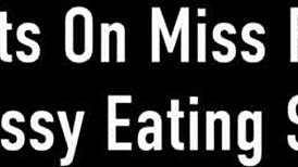 Hottie Sara Jay Sits on Miss Raquel’s Face for Wild Pussy Licking