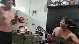 Candy crush brasil and rennan luna perform intense hardcore in concert making of with mano nico