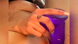 Closeup babe squirting from purple dildo?
