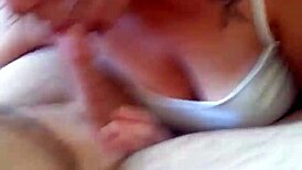 mršava brinetka BBW daje intenzivno pušenje debelom kurcu