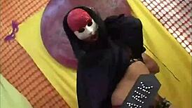 She tortures the client then frees her pussy