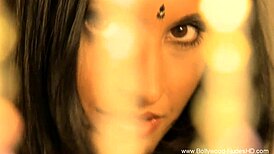 Exotic asian girlfriend dances nude and sexy for us