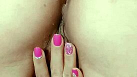 exibindo minha bucetinha e cuzinho, you like?