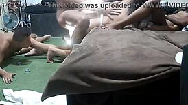 Camera catches wild orgy group 😈