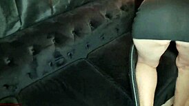 Wow! Seksowna MILF zgięta ostro!