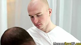 Gay Eldar Kneels For Deepthroat On Monster Cock