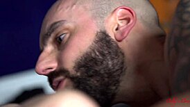 Twink cums hard from bearded gay pounding 😍