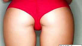 Spinner cutie casey cumz meets justice for a fun encounter