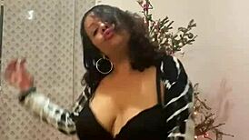 Anna Maria Latina Sexy Dancing in Christmas Video with Caribbean Flair