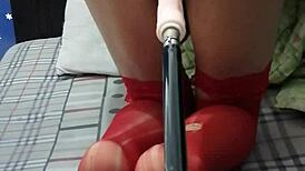 yiyi moans during her anal play with the machine