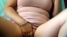 Girlfriend Masturbates Sensually On Webcam In The Afternoon