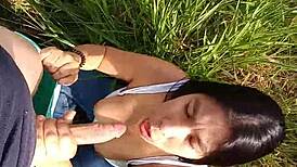 Mamada al aire libre turns into public deepthroat sucking with hardcore sex outdoors