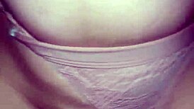 dame m�s, the lady in the story who asks for more in a simple tale of everyday requests