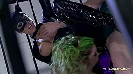 lucky guy bangs two naughty chicks in wild ffm action