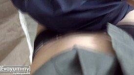 学生老婆不在时被弯腰操是什么感觉？