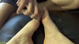 a day in the life of my barefoot feet