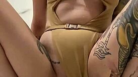 No Time to Fuck, I Made Myself Squirt Hard