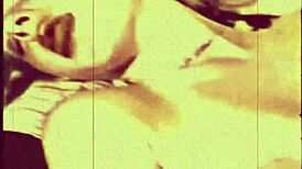 פנס וינטג' חושף רומן אסור בין גזעים ברחובות לונדון הרטרו. סודות מתגלים כל לילה.