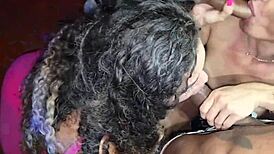 Precisou de três bocas pra levantar essa pica mole? Joa o Safado e Chefona Araújo dominam!