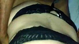 i'm watching this branquinha bunduda showing off her ass while holding until the macho dotado cums