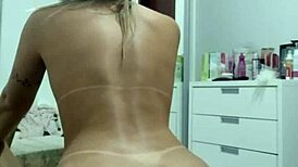 uma brincadeira com namorada bruna carlos plug no cuzinho