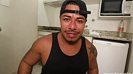 Cousins Spend New Year's Fucking In Salvador With Bareback Group Action