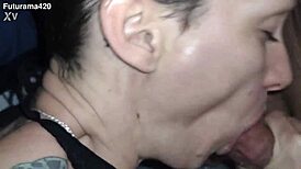 Сексуальная девчонка в белье берет фейсфук с глотанием спермы в конце