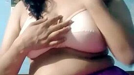 Indian teen 18+ explores self on webcam