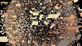 Strapon pegging akcia s femdom dildo hrou v drsnom anál BDSM scéne.