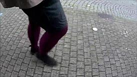 wearing pantyhose outdoors in public places